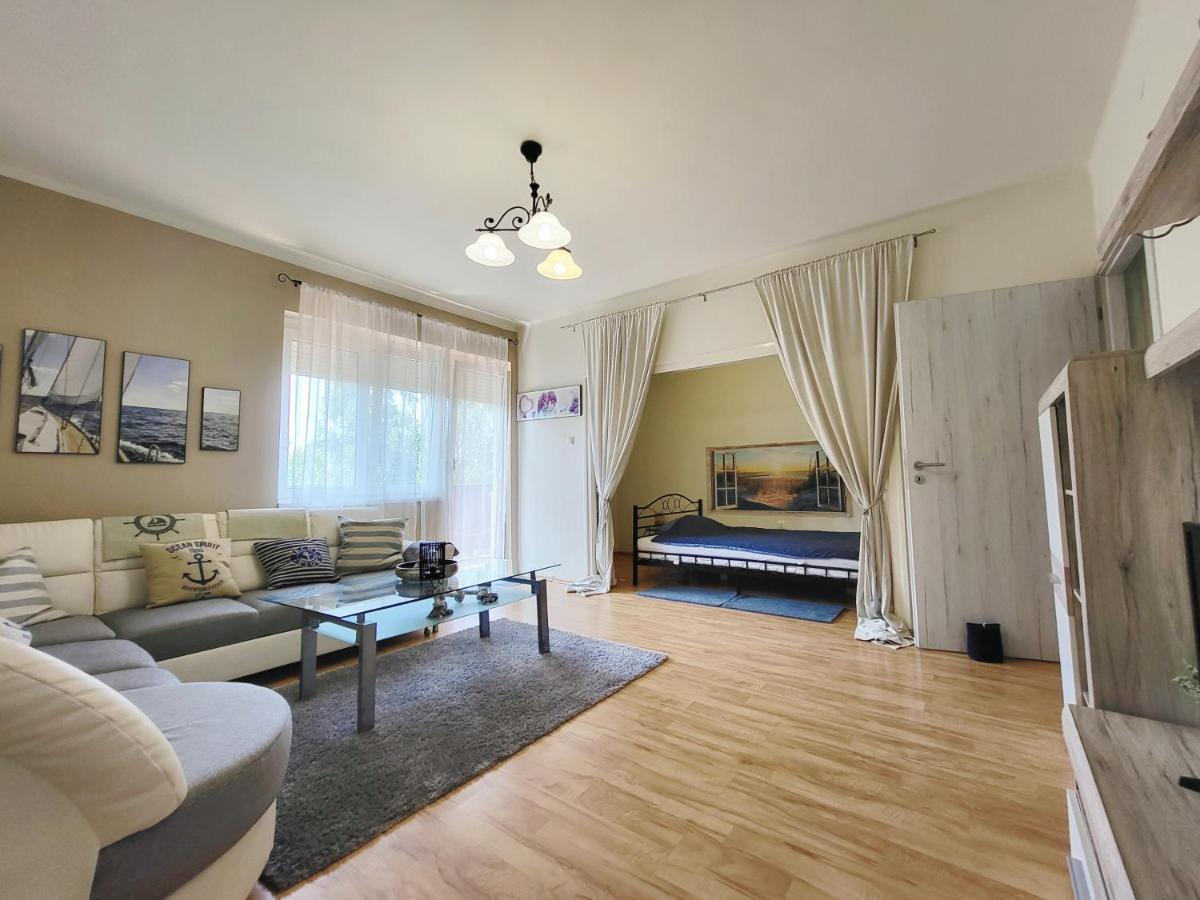 Апартаменты Apartman Balaton Кестхей Экстерьер фото