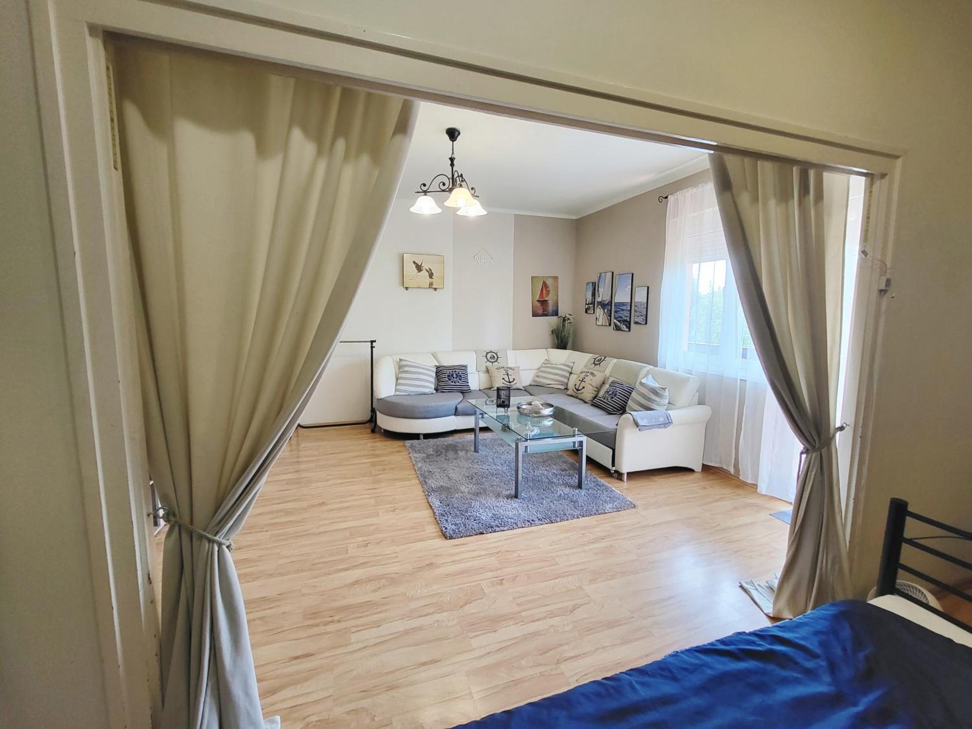 Апартаменты Apartman Balaton Кестхей Экстерьер фото